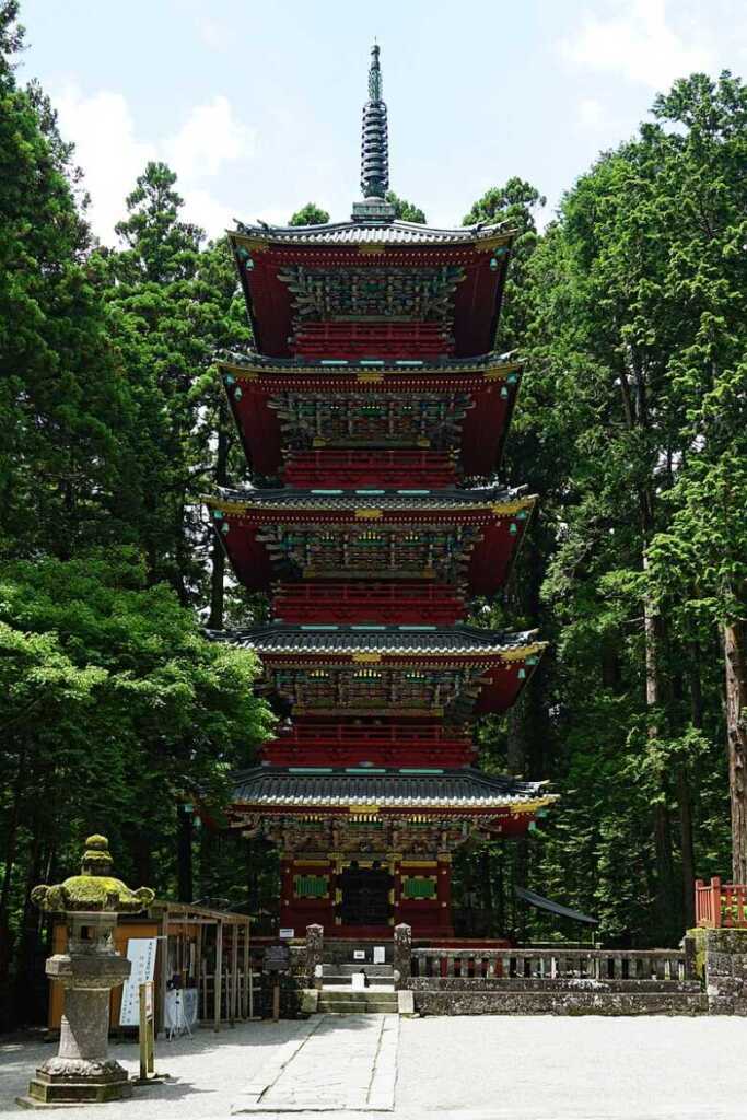 Wikipediaより：日光東照宮　五重塔　